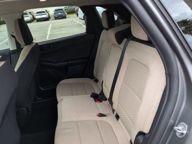 Used 2022 Ford Escape SE w/ Convenience Package FWD image 11