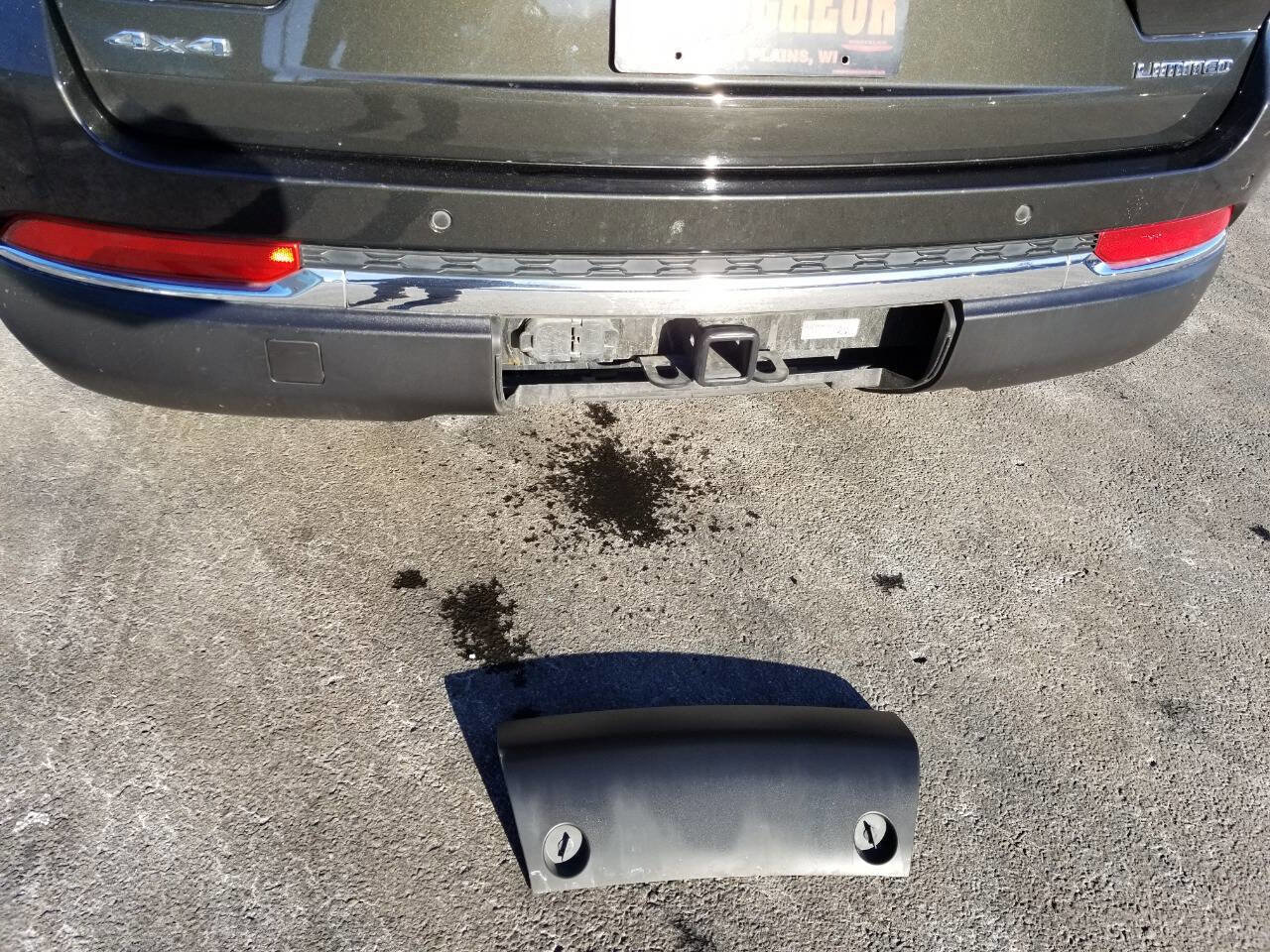 Certified 2024 Jeep Grand Cherokee Limited w/ Luxury Tech Group II image 9