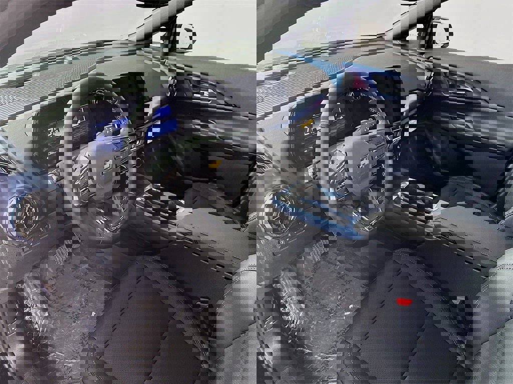 New 2026 Chevrolet Equinox EV LT image 4