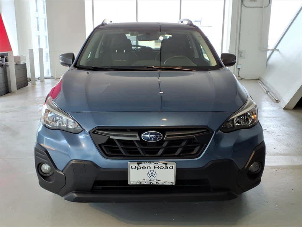 Used 2022 Subaru Crosstrek 2.5i Sport w/ Moonroof Package AWD/4WD image 2
