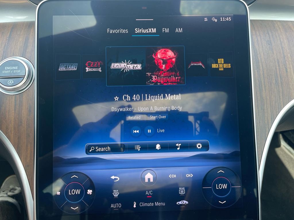 Used 2025 Mercedes-Benz C 300 Sedan image 18