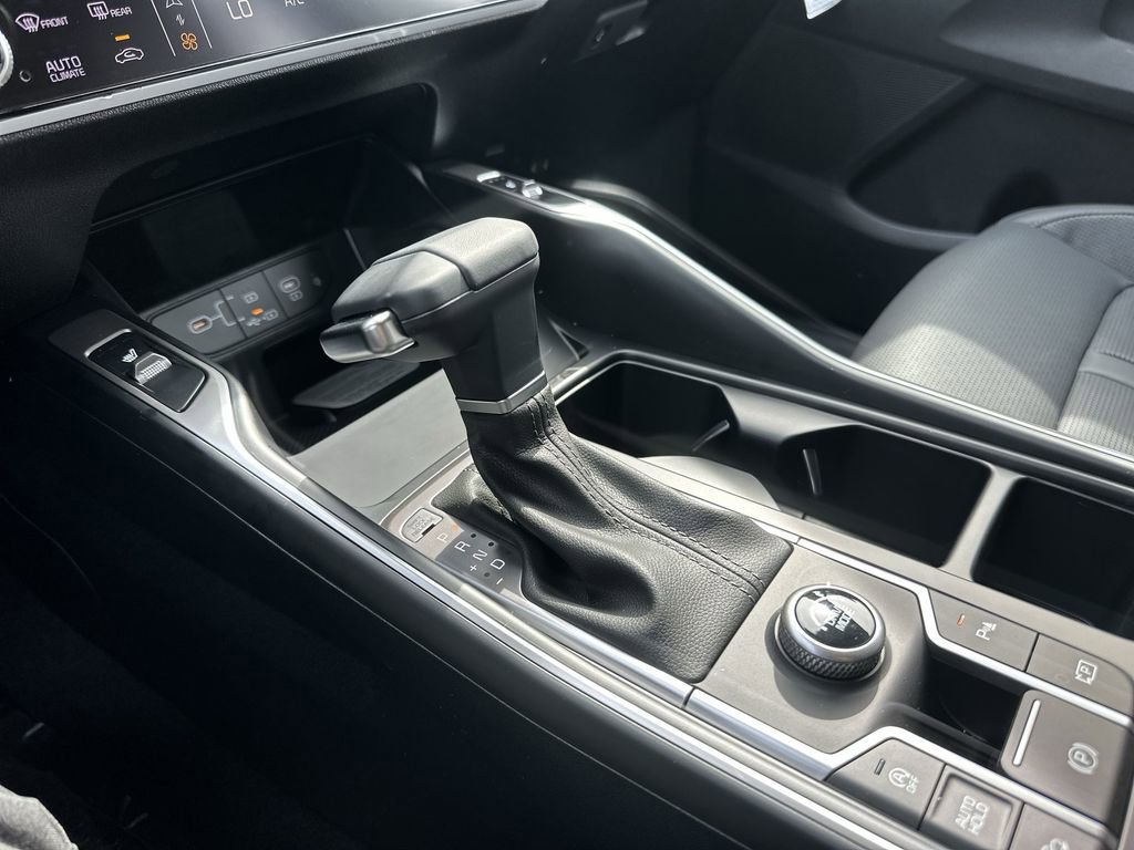 New 2026 Kia Sorento S FWD image 19