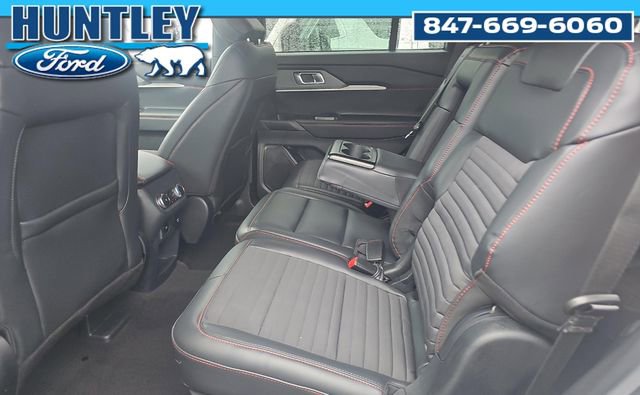 Used 2025 Ford Explorer ST-Line w/ Premium Package image 10
