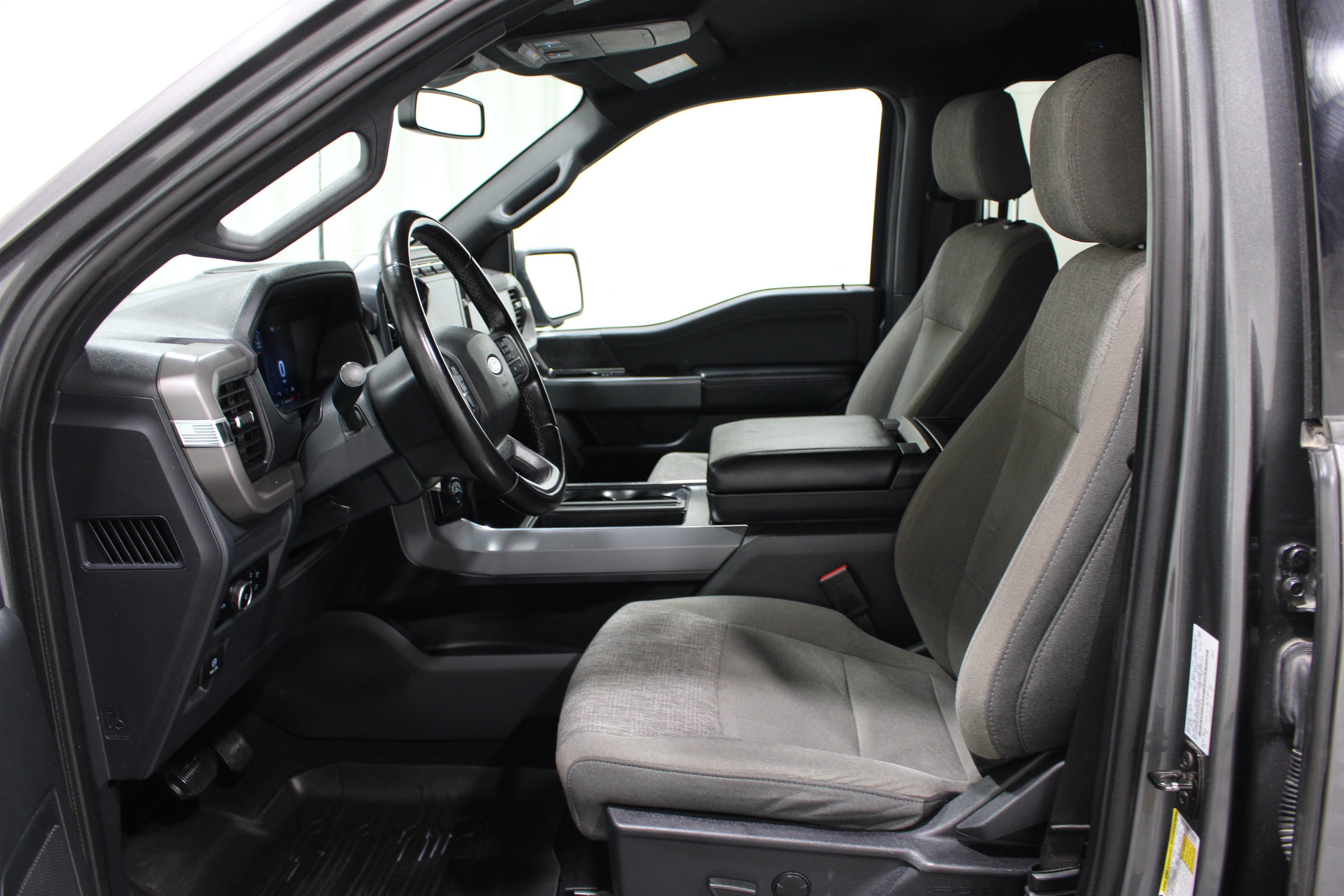 Used 2024 Ford F150 XLT w/ FX4 Off-Road Package AWD/4WD image 3