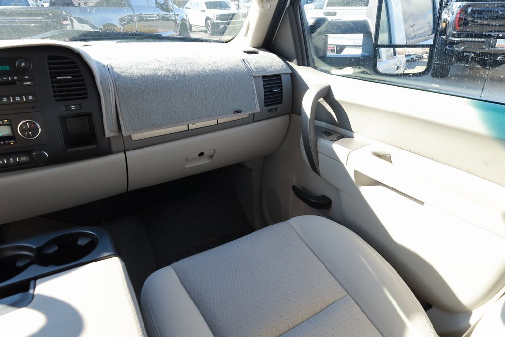 Used 2013 Chevrolet Silverado 3500 LT w/ Interior Plus Package image 21