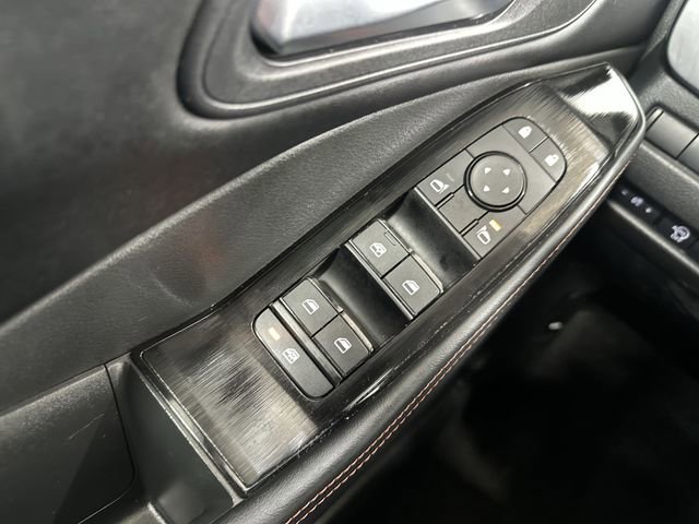 Used 2025 Nissan Rogue SV AWD/4WD image 16