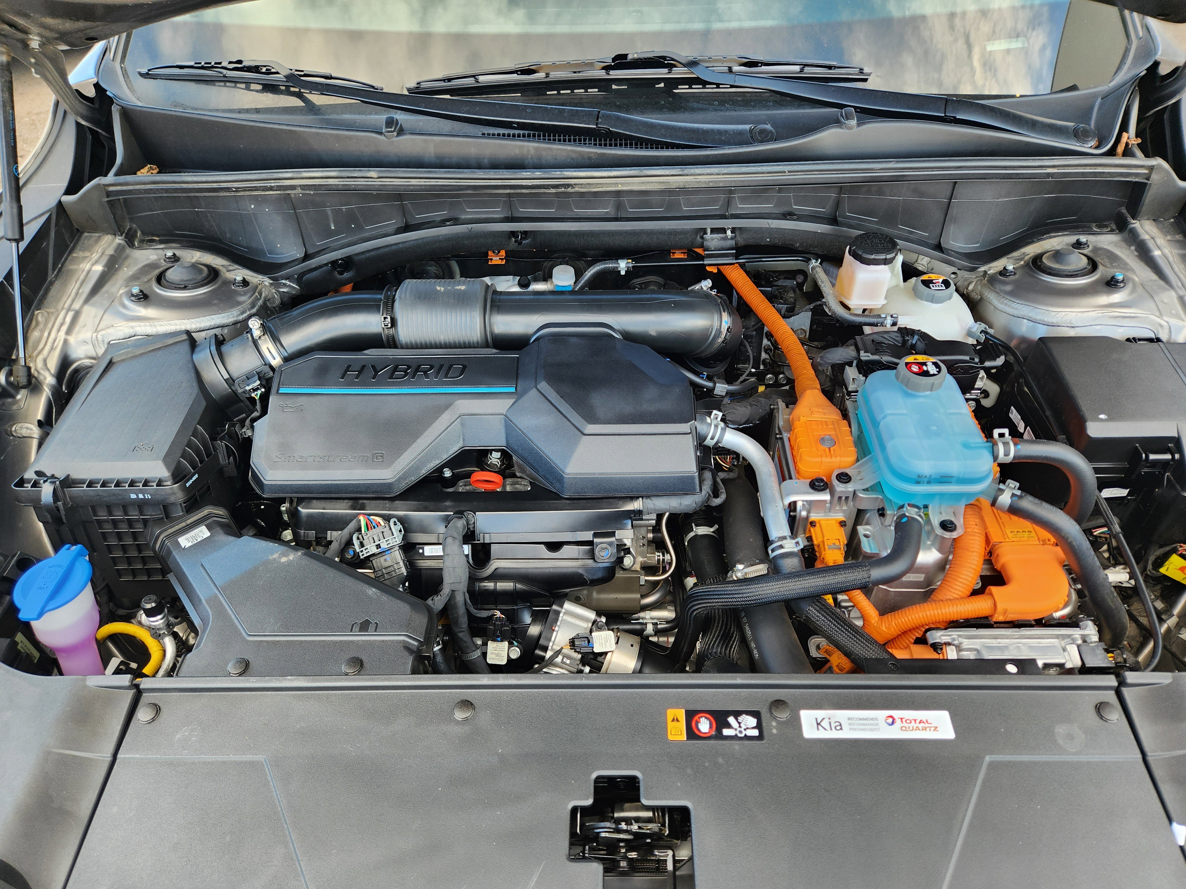 Used 2025 Kia Sorento EX w/ EX Panoramic Sunroof Package image 19