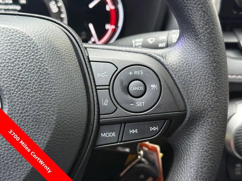 Used 2025 Toyota RAV4 LE image 21