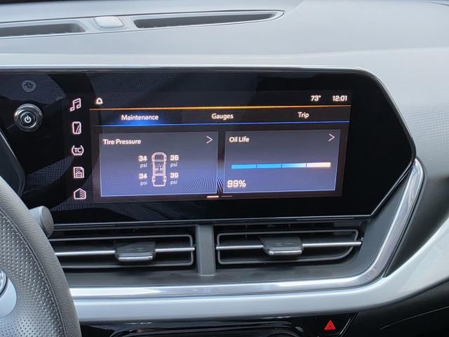 Used 2024 Chevrolet Trax LT image 11