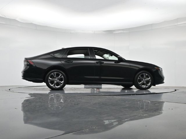 Used 2024 Honda Accord EX image 31
