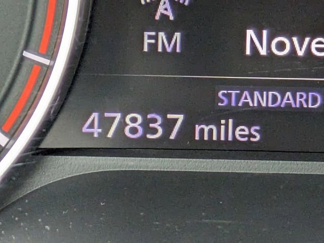 Used 2025 Nissan Rogue SV image 30