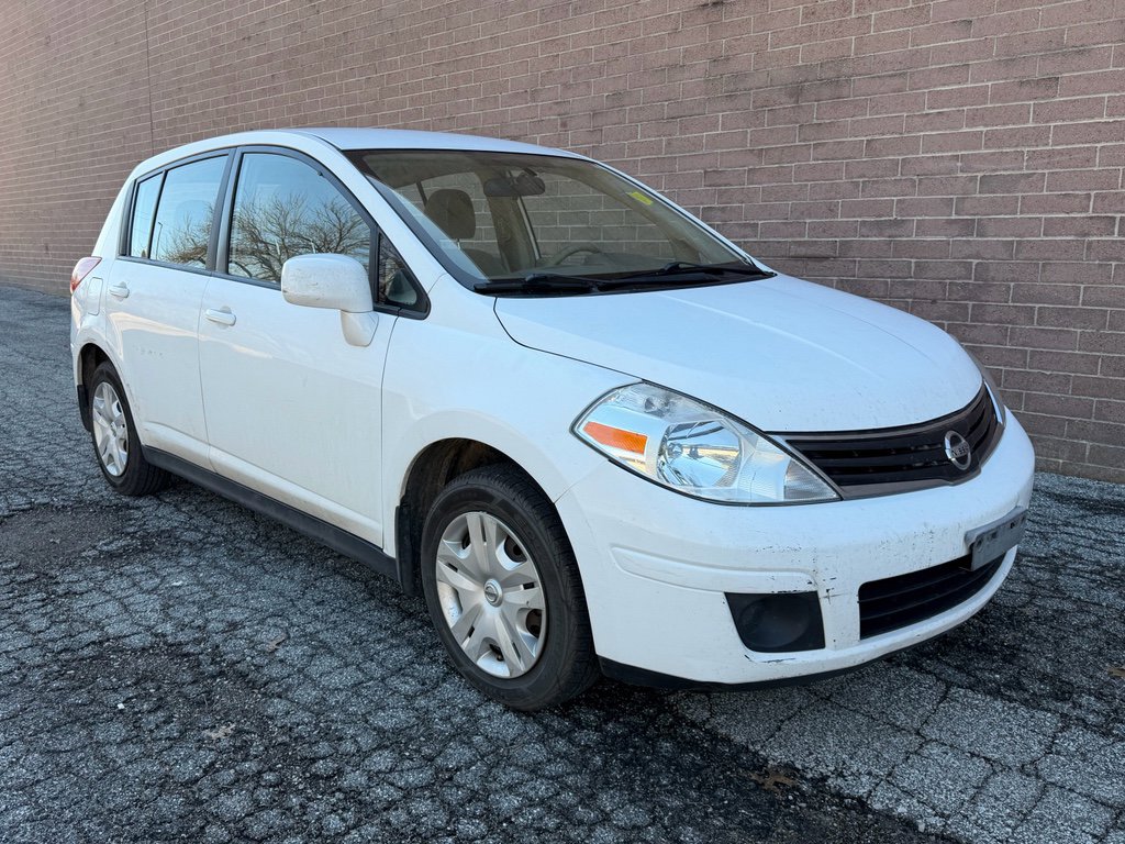 Used 2011 Nissan Versa 1.8 S w/ Plus Pkg image 7