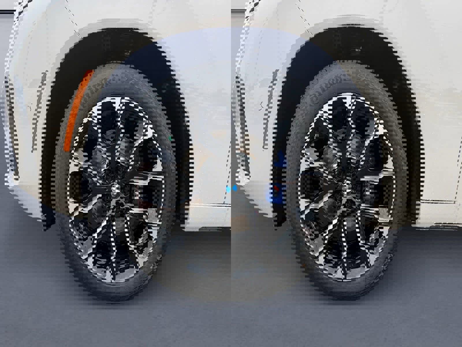 New 2025 BMW X3 xDrive30i w/ Premium Package image 9