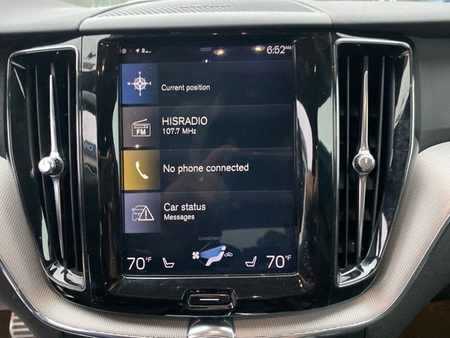 Used 2019 Volvo XC60 T5 R-Design w/ Protection Package Premier AWD/4WD image 11