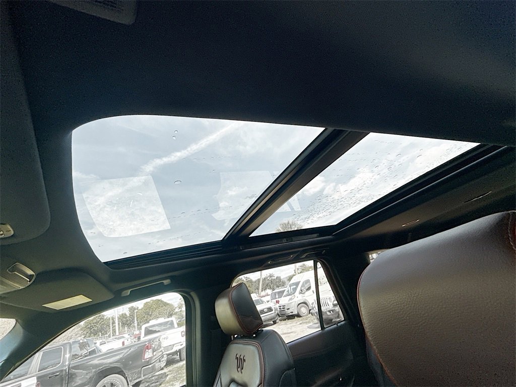 Used 2021 Ford Expedition Max King Ranch image 24