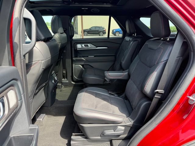 Certified 2025 Ford Explorer ST w/ Sun And Sound Package AWD/4WD image 19