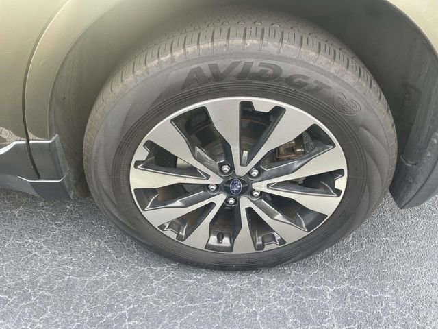 Used 2017 Subaru Outback 2.5i Limited image 8