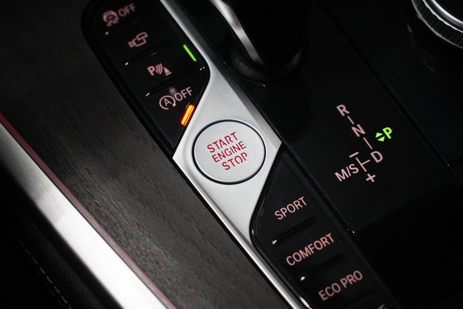 Used 2020 BMW X7 xDrive40i w/ Premium Package image 28