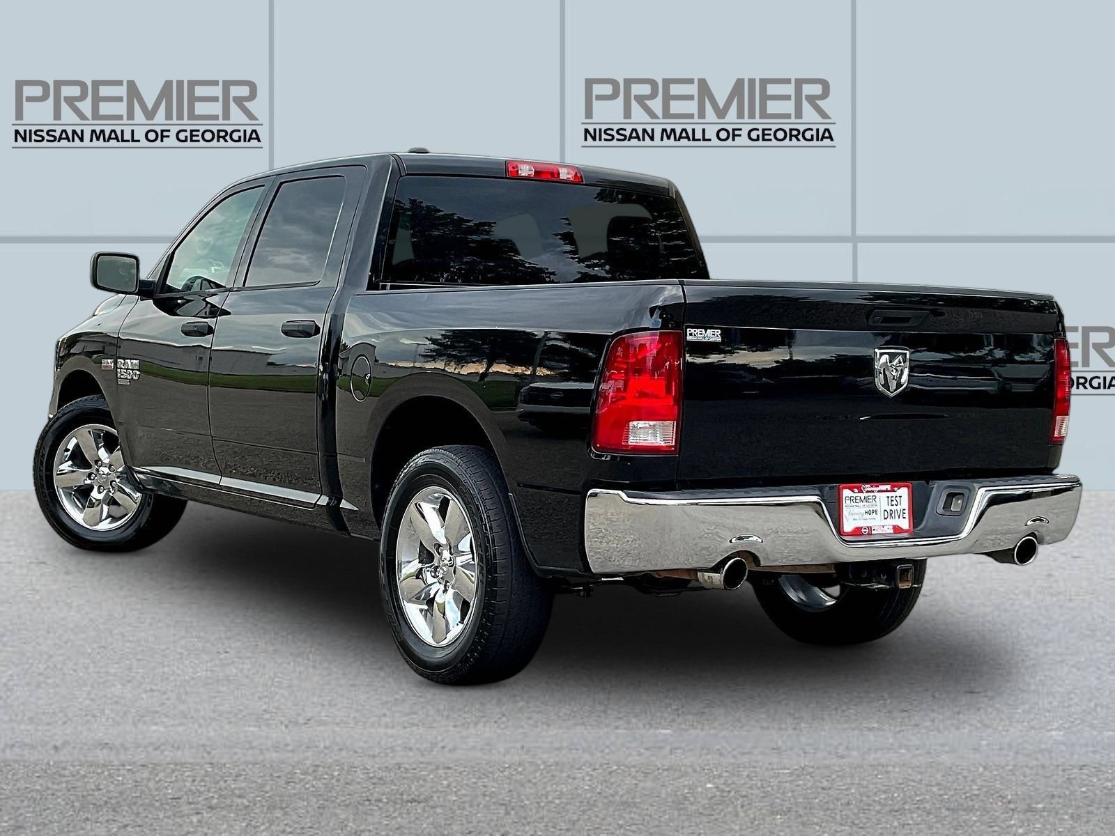 Used 2019 RAM 1500 Tradesman w/ Tradesman SXT Package RWD image 5