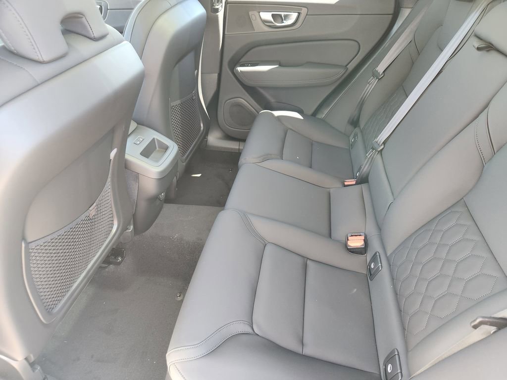 New 2026 Volvo XC60 B5 Plus w/ Climate Package image 18