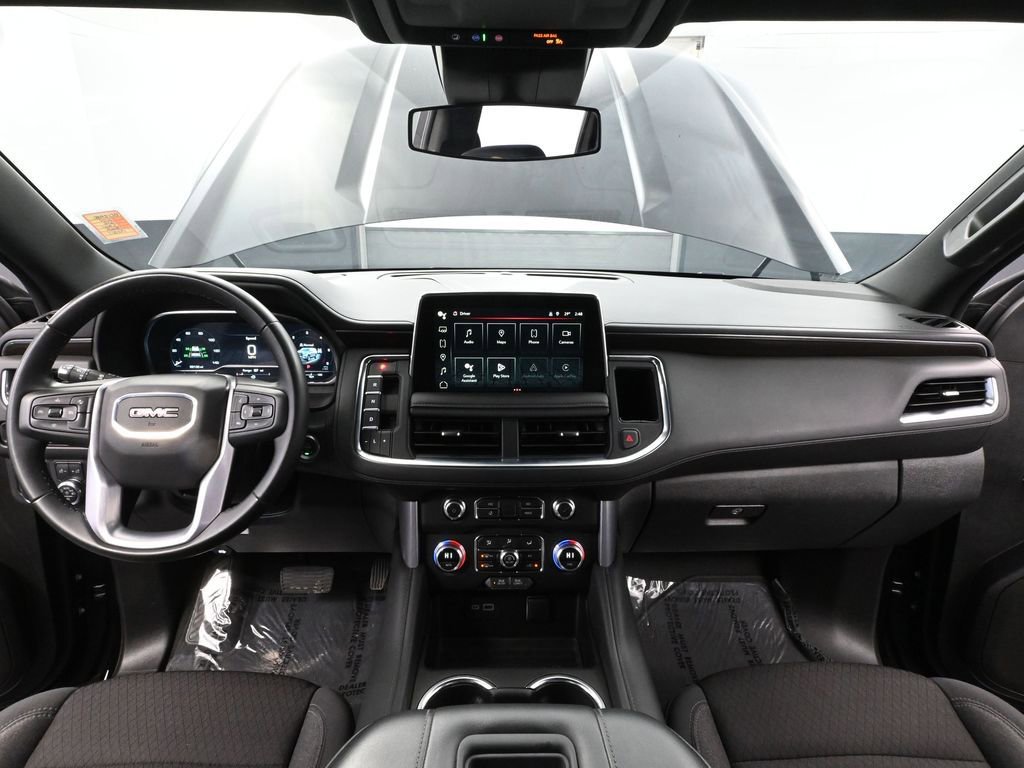 Used 2024 GMC Yukon XL SLE image 24