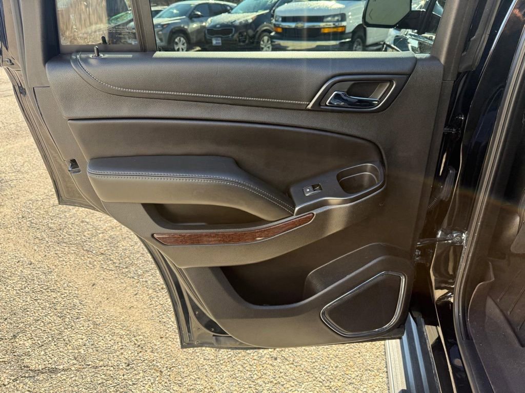 Used 2017 GMC Yukon SLT w/ Open Road Package image 15