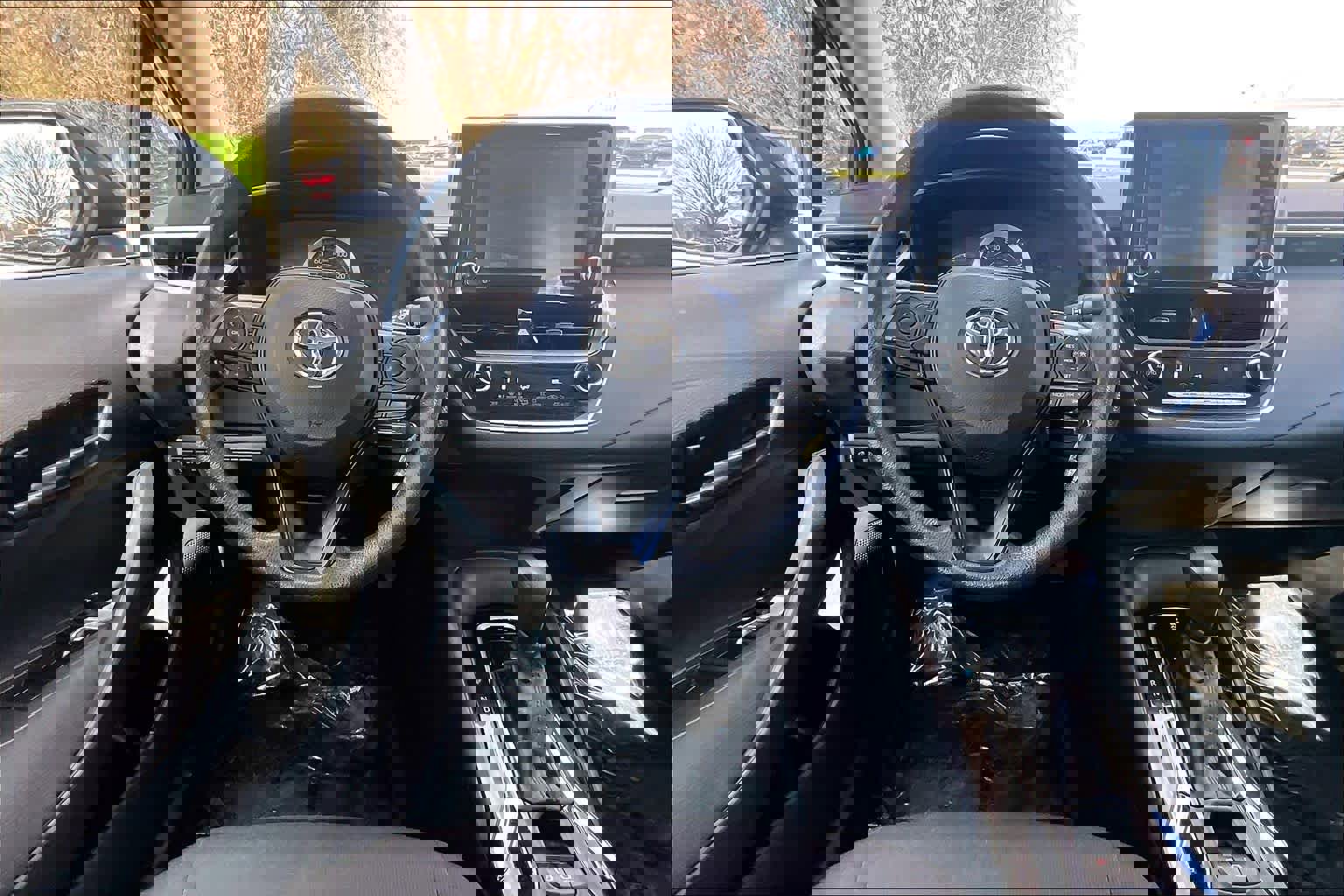 Used 2022 Toyota Corolla LE image 6