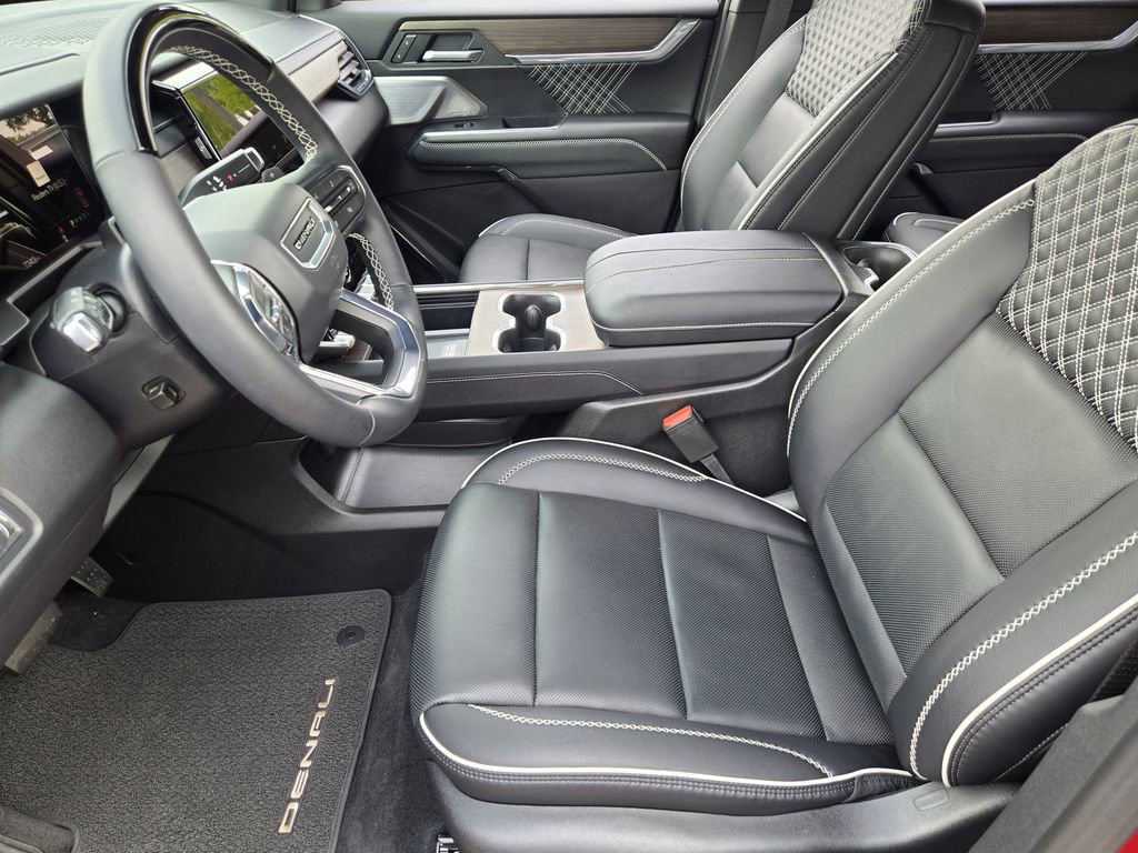 Used 2025 GMC Acadia Denali w/ Super Cruise Package AWD/4WD image 11