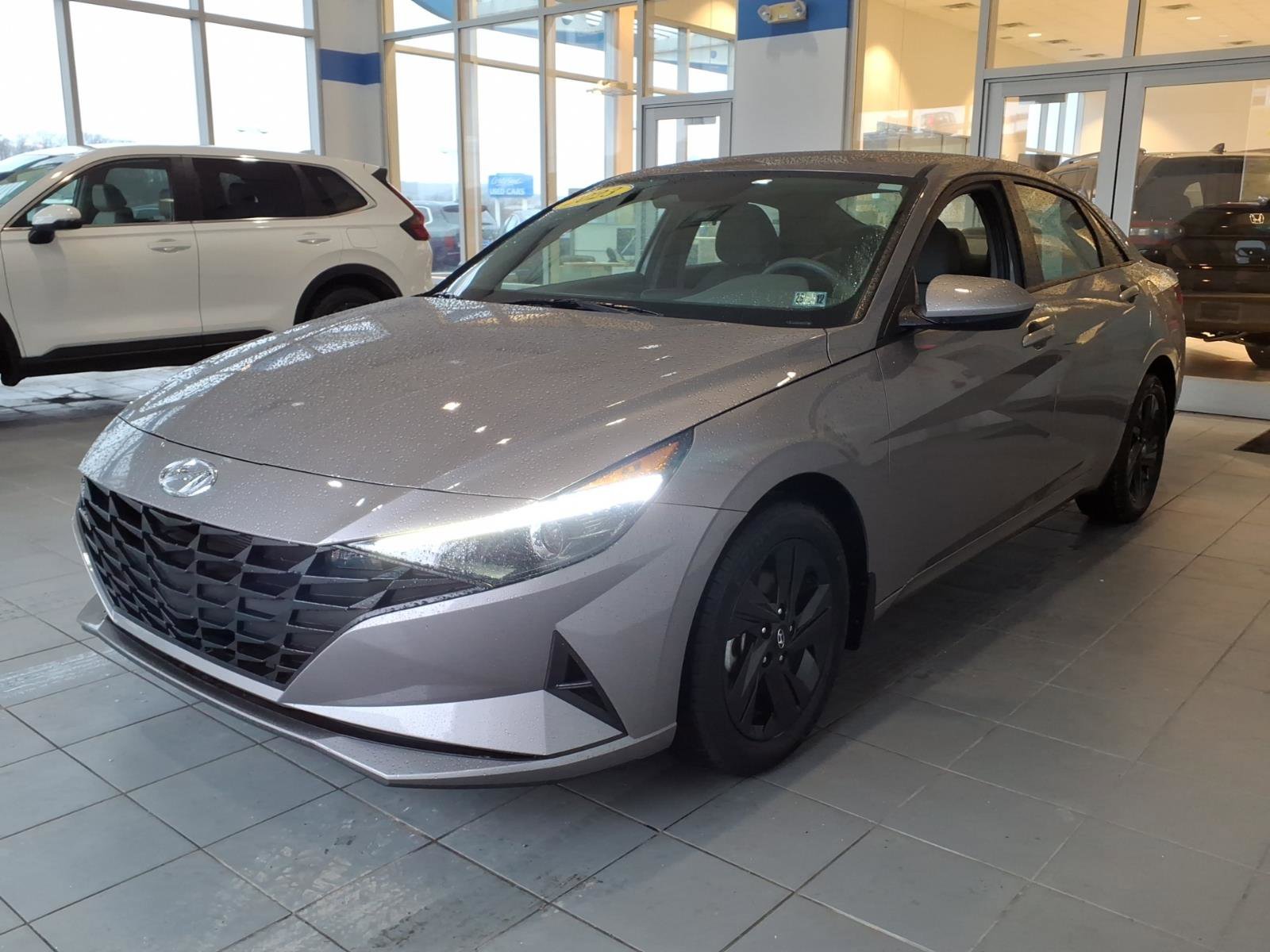 Certified 2023 Hyundai Elantra SEL image 7