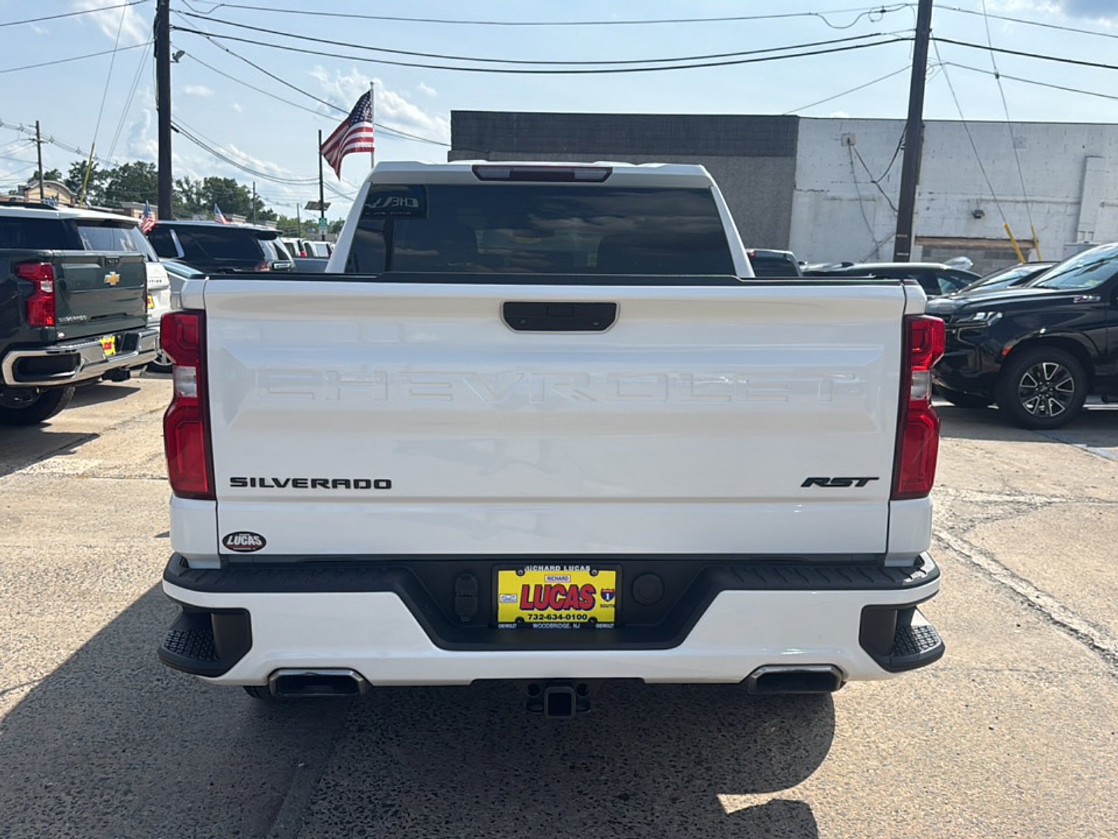 Used 2021 Chevrolet Silverado 1500 RST w/ Bed Protection Package AWD/4WD image 6