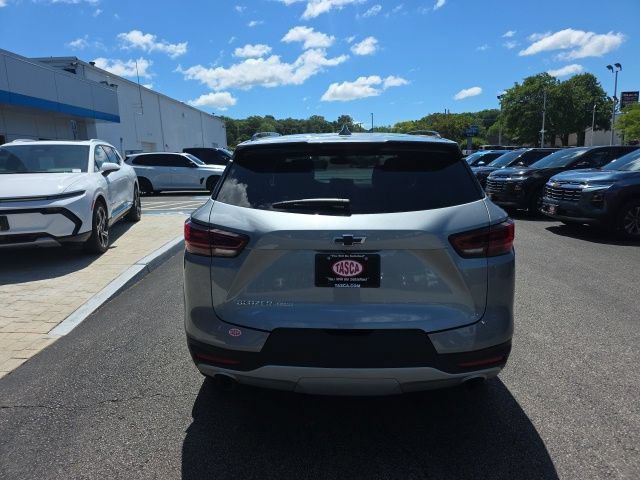 Used 2024 Chevrolet Blazer LT w/ Convenience Package AWD/4WD image 3