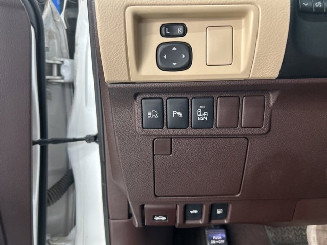 Used 2017 Lexus ES 350 w/ Premium Package image 15