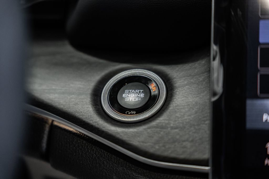 New 2025 Jeep Grand Cherokee Limited image 27