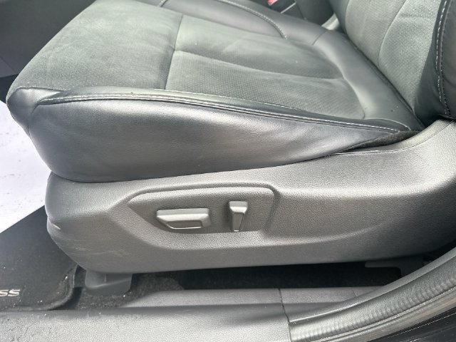 Used 2025 Mitsubishi Eclipse Cross SE AWD/4WD image 46