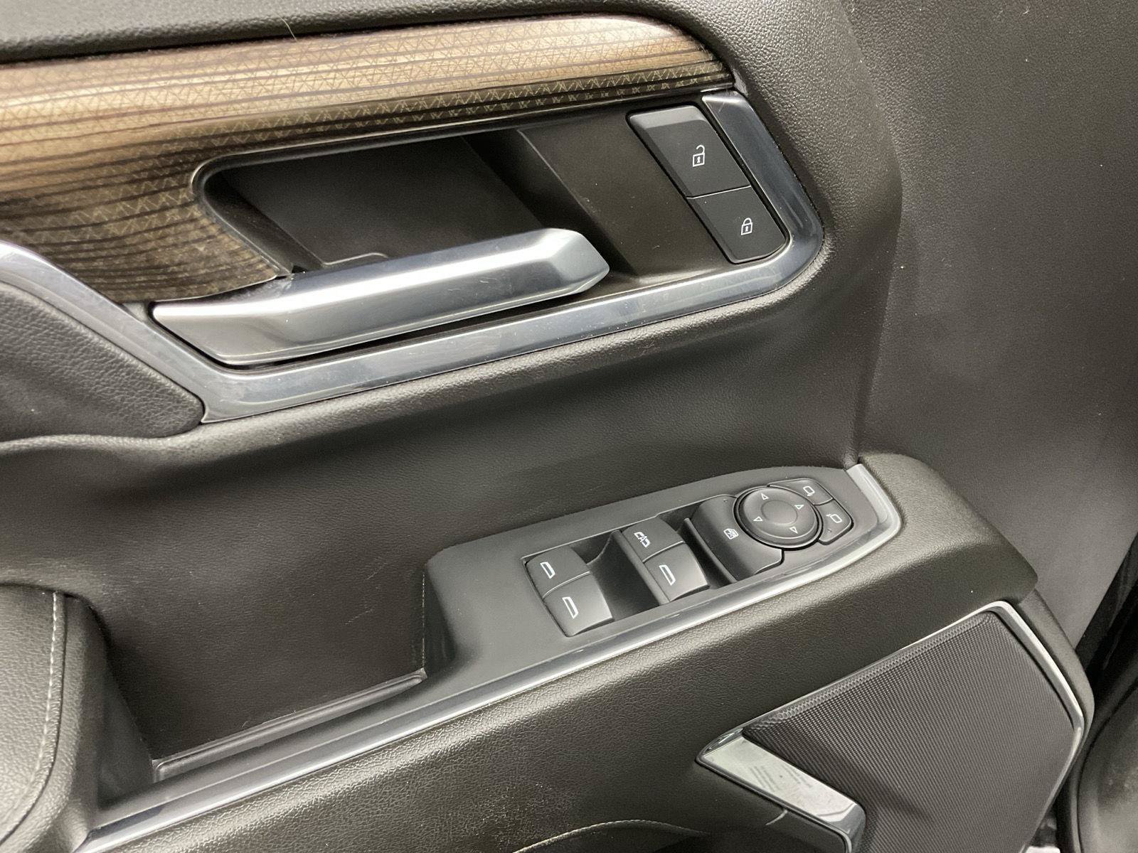 Certified 2024 Chevrolet Silverado 1500 LT AWD/4WD image 10