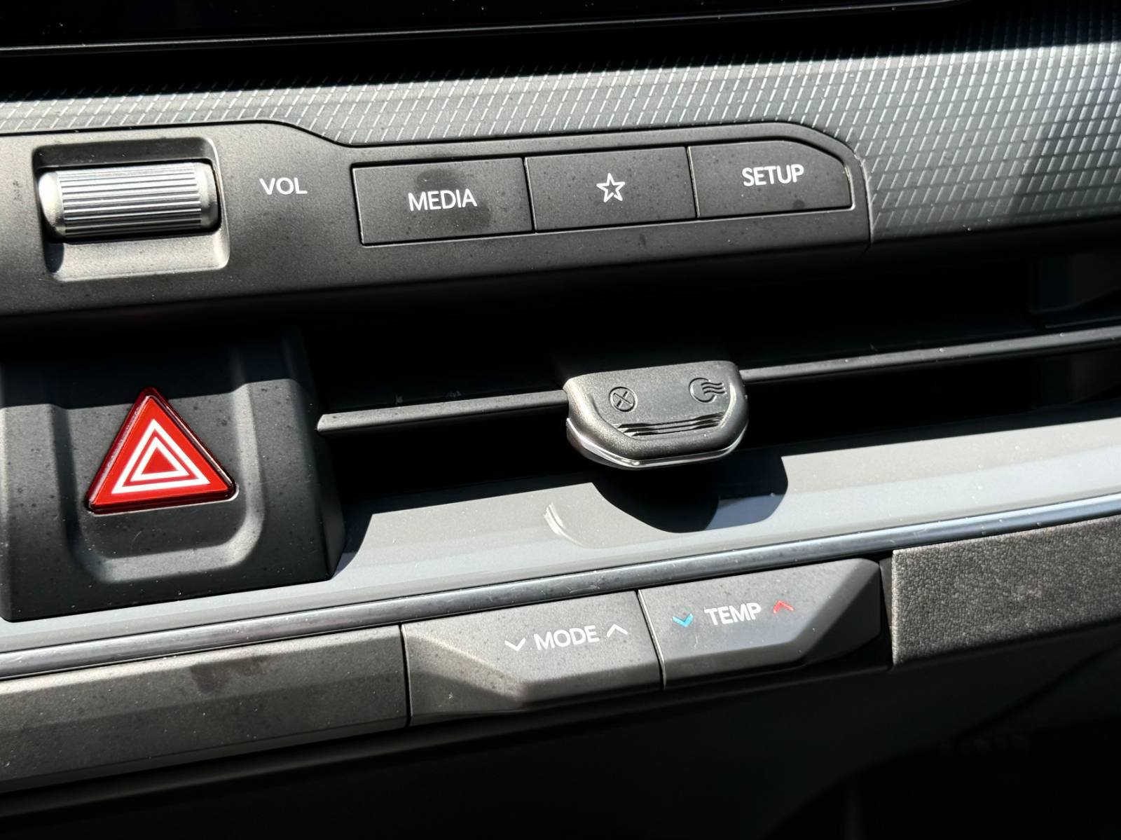 Used 2025 Kia K4 GT-Line FWD image 36