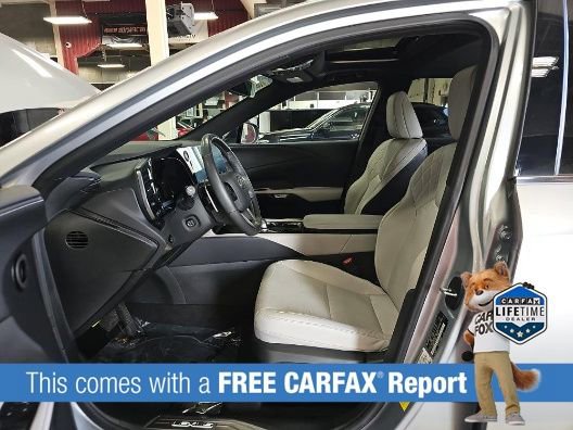 Used 2023 Lexus RX 350 Premium w/ Accessory Package FWD image 5