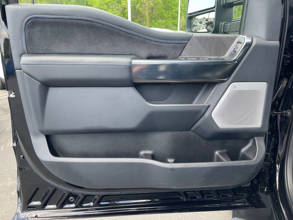 Used 2025 Ford F450 Platinum AWD/4WD image 15