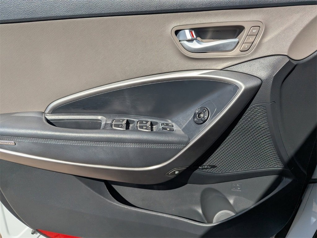 Used 2017 Hyundai Santa Fe Sport image 27