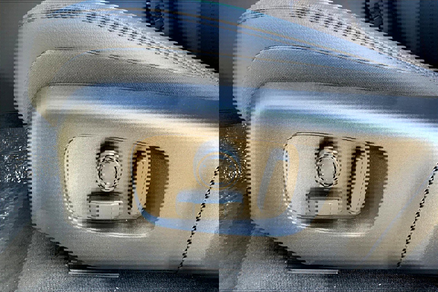 New 2026 Land Rover Range Rover Evoque S image 20