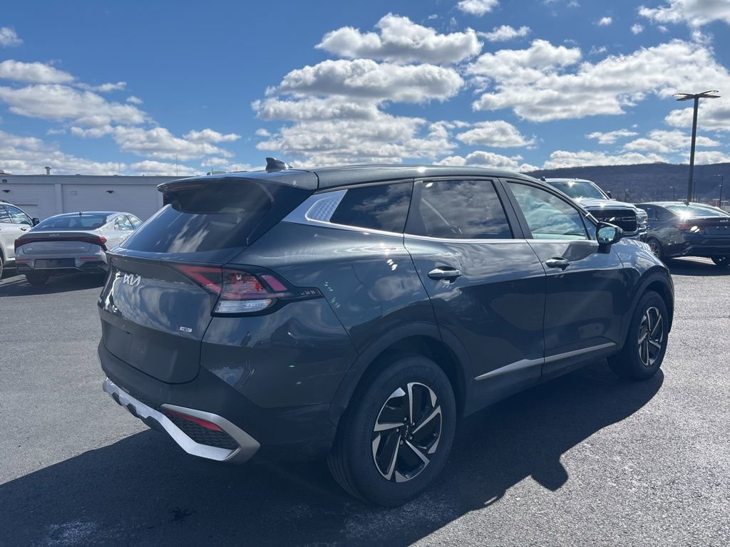 Certified 2023 Kia Sportage LX image 2