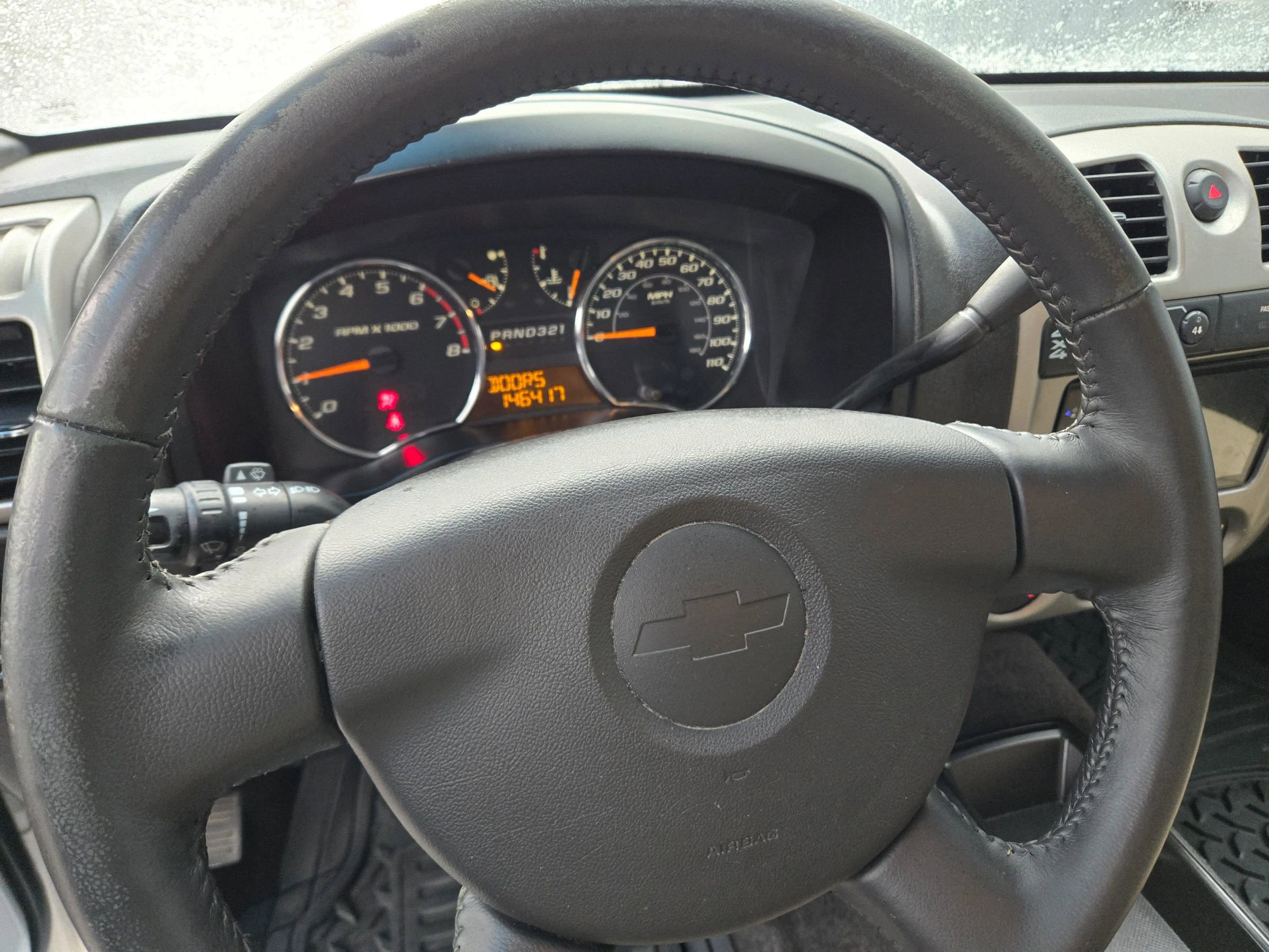 Used 2011 Chevrolet Colorado LT image 26
