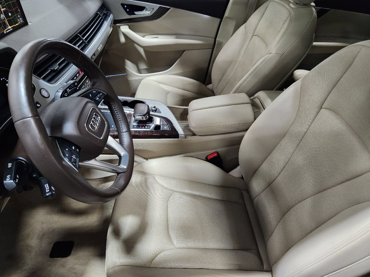 Used 2019 Audi Q7 2.0T Premium Plus AWD/4WD image 28