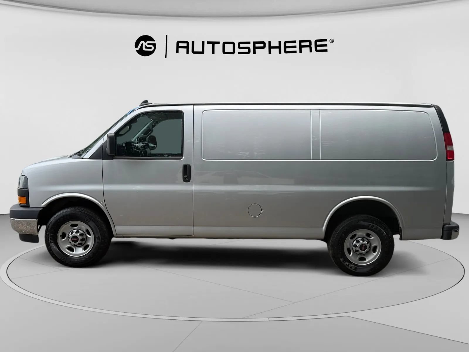 Used 2023 GMC Savana 2500 w/ Driver Convenience Package RWD image 4