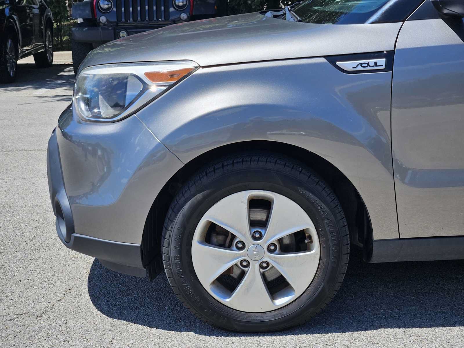 Used 2016 Kia Soul FWD image 8
