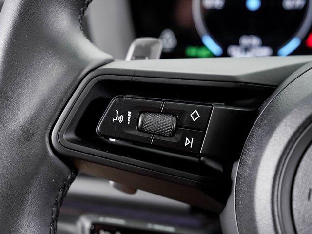 Used 2025 Porsche Panamera 4 image 14