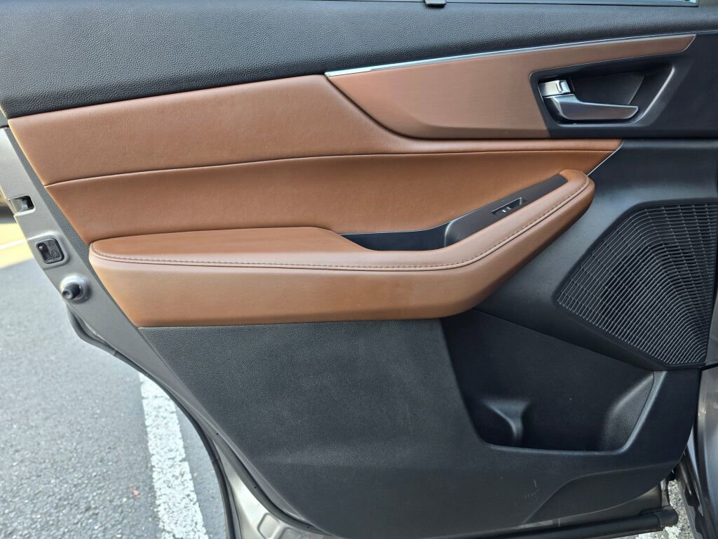 Used 2022 Acura MDX SH-AWD w/ Technology Package image 21