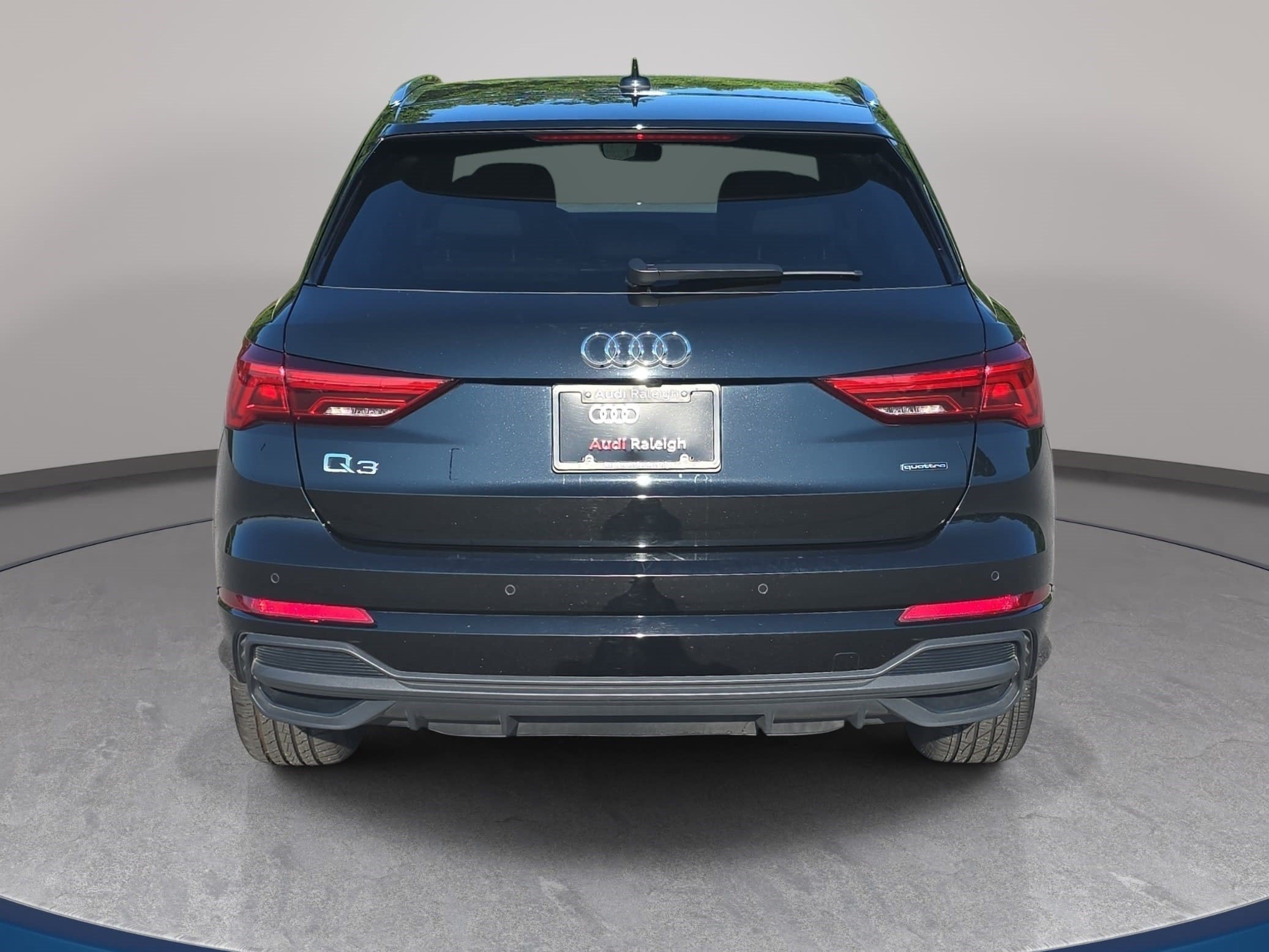 Used 2025 Audi Q3 2.0T Premium AWD/4WD image 7
