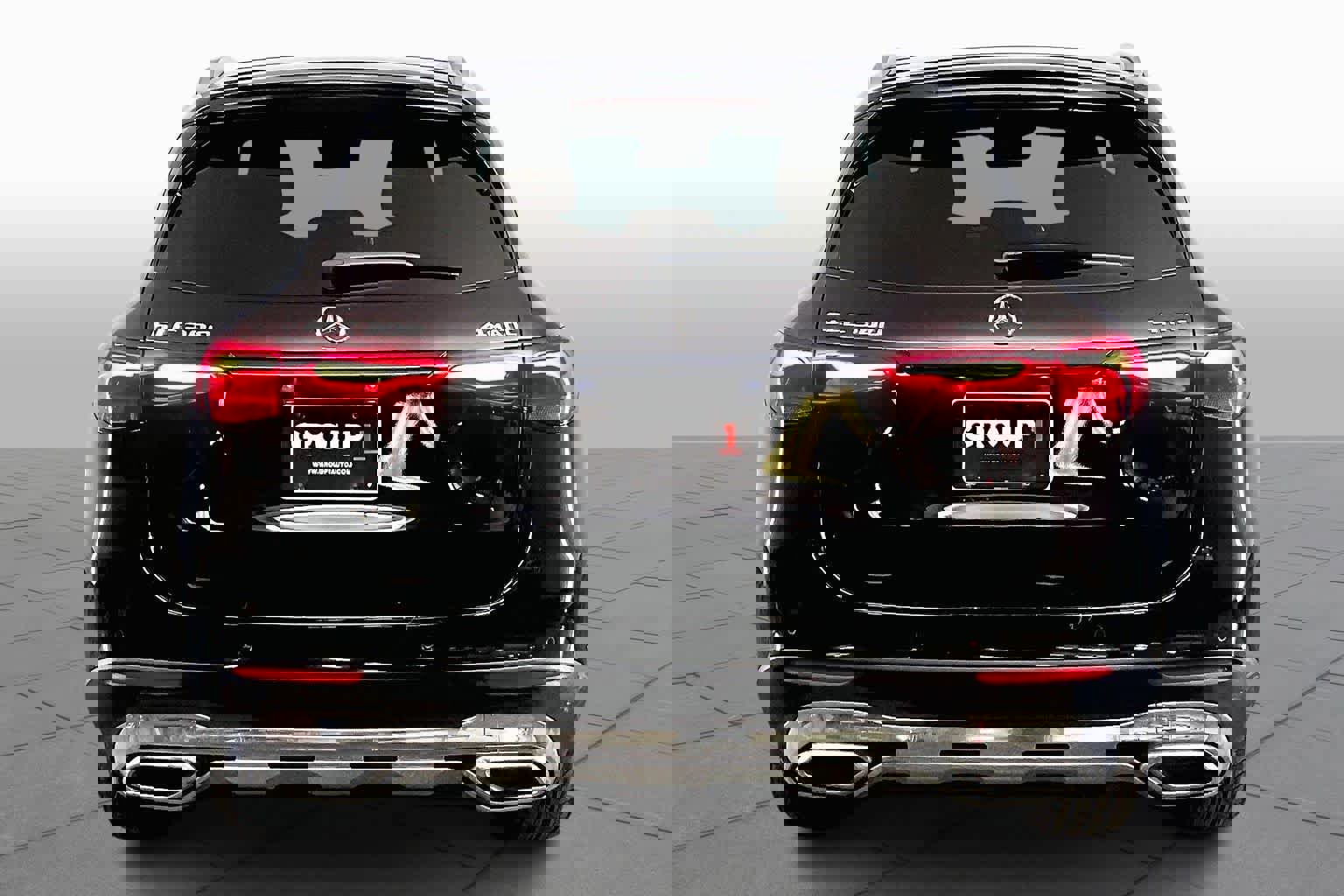 Used 2025 Mercedes-Benz GLC 300 4MATIC image 5