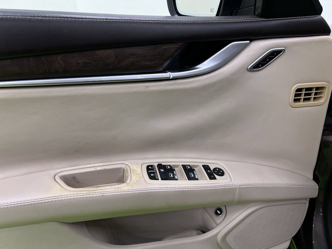 Used 2015 Maserati Ghibli RWD image 16
